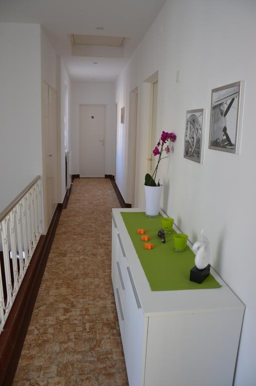 Locarno, Casa Pioda - Nahe Zentrum, Mit Balkon Und Parkplatz Buitenkant foto