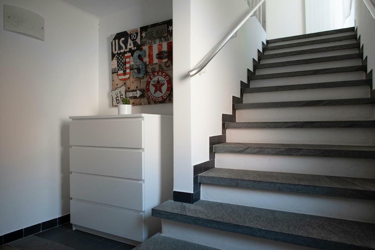 Locarno, Casa Pioda - Nahe Zentrum, Mit Balkon Und Parkplatz Buitenkant foto