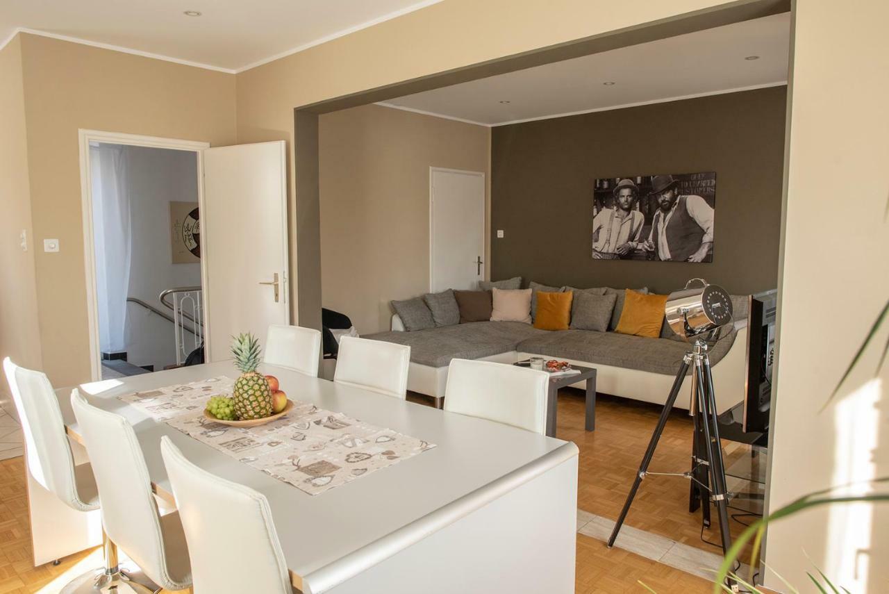 Locarno, Casa Pioda - Nahe Zentrum, Mit Balkon Und Parkplatz Buitenkant foto